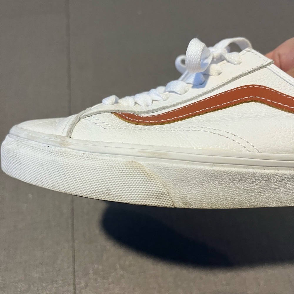 Vans leather sneaker mules size 9 women’s 7.5 men’s - Picture 6 of 7